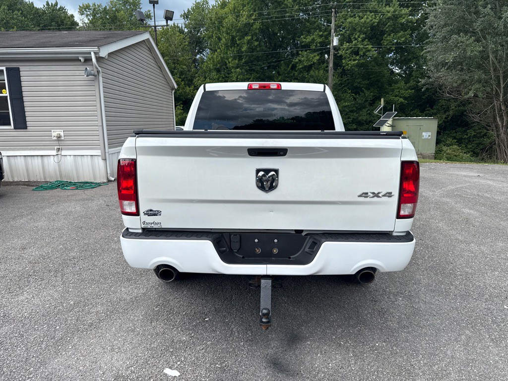 2017 RAM 1500 Image 9
