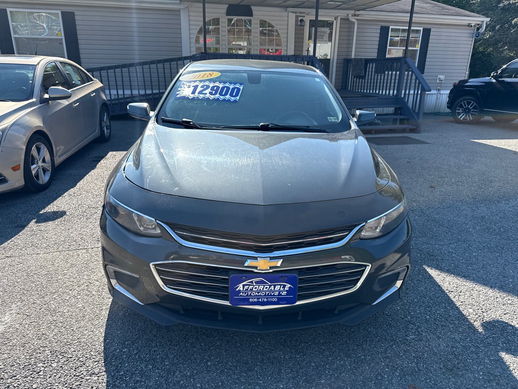 2018 Chevrolet Malibu Image 2