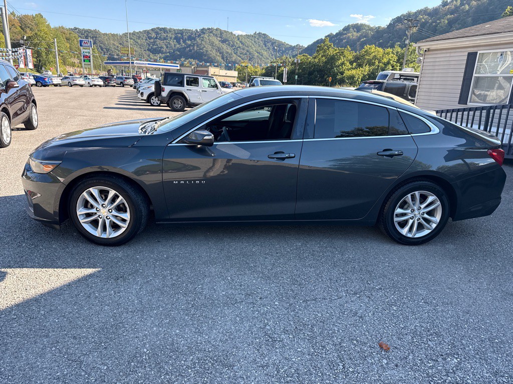 2018 Chevrolet Malibu Image 4