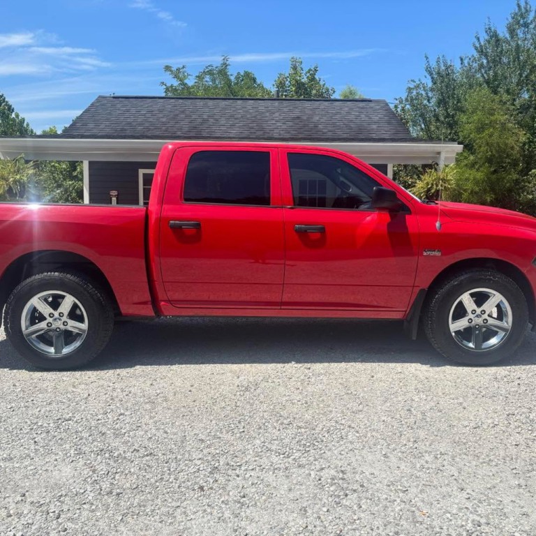 2014 RAM 1500 Image 3