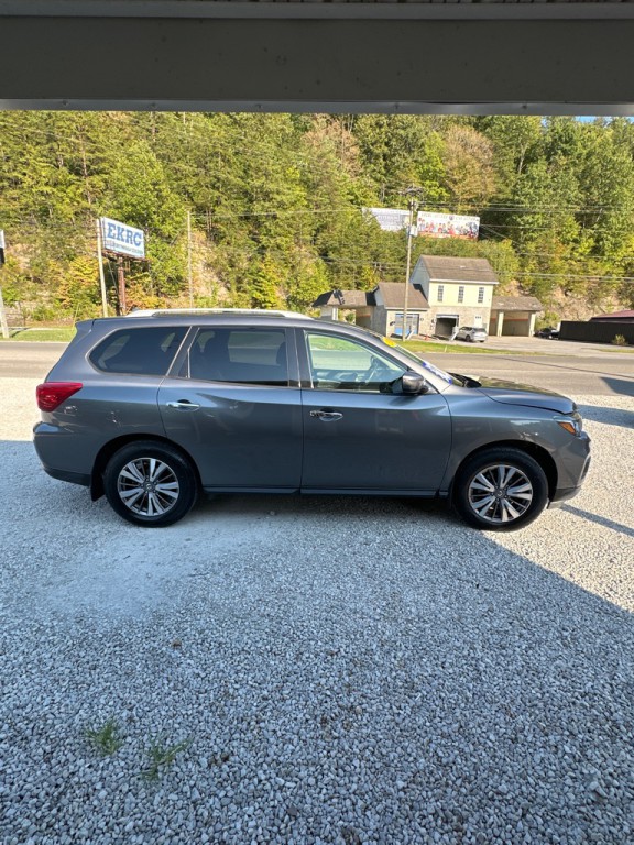 2019 Nissan Pathfinder Image 4