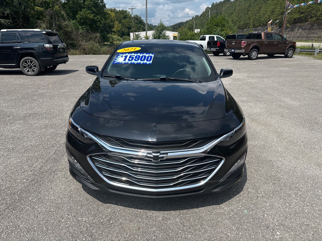 2021 Chevrolet Malibu Image 2