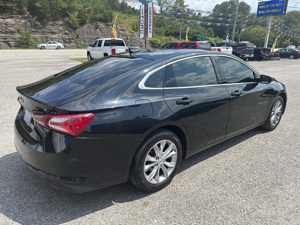 2021 Chevrolet Malibu Image 8