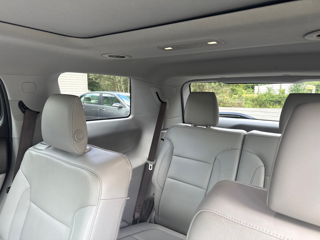 2017 GMC Acadia Image 14