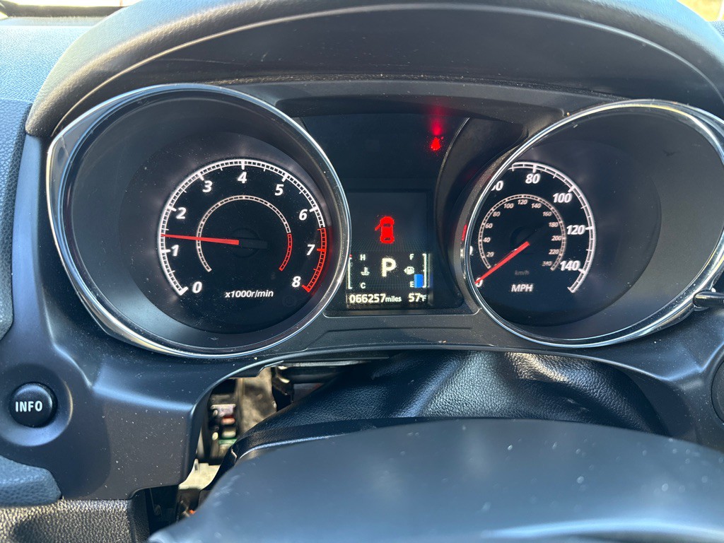 2021 Mitsubishi Outlander Image 6