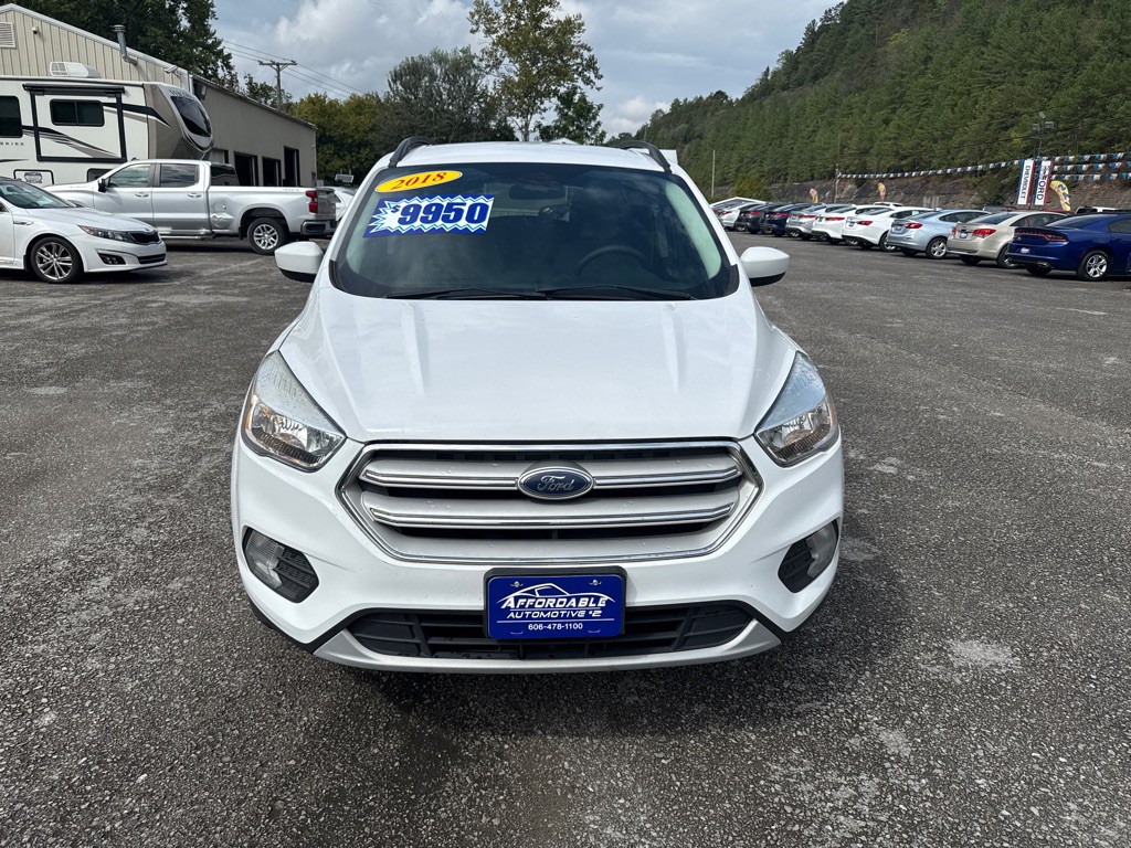2018 Ford Escape Image 2
