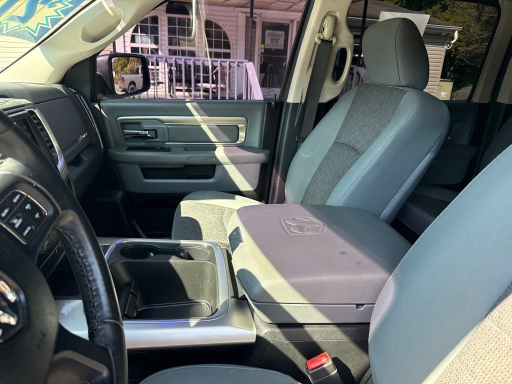 2018 RAM 1500 Image 8