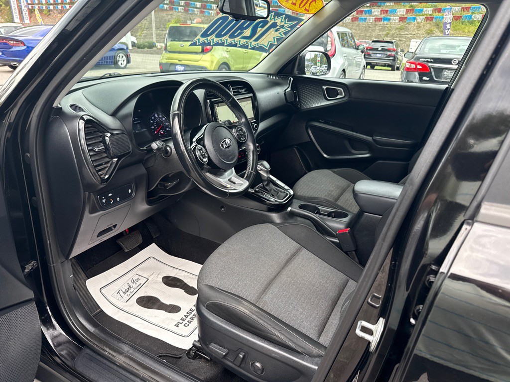 2021 Kia Soul Image 6