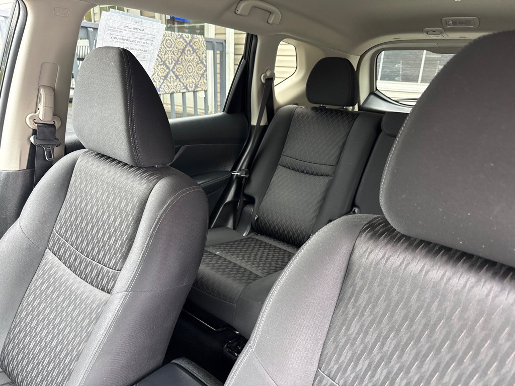 2020 Nissan Rogue Image 7