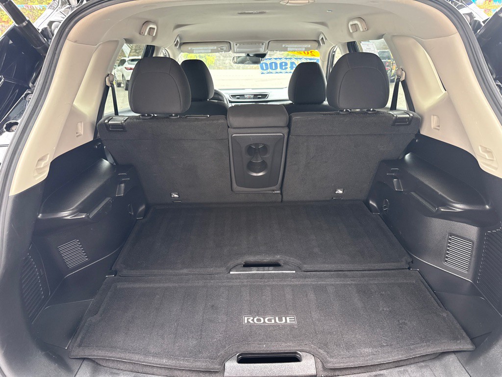 2020 Nissan Rogue Image 10