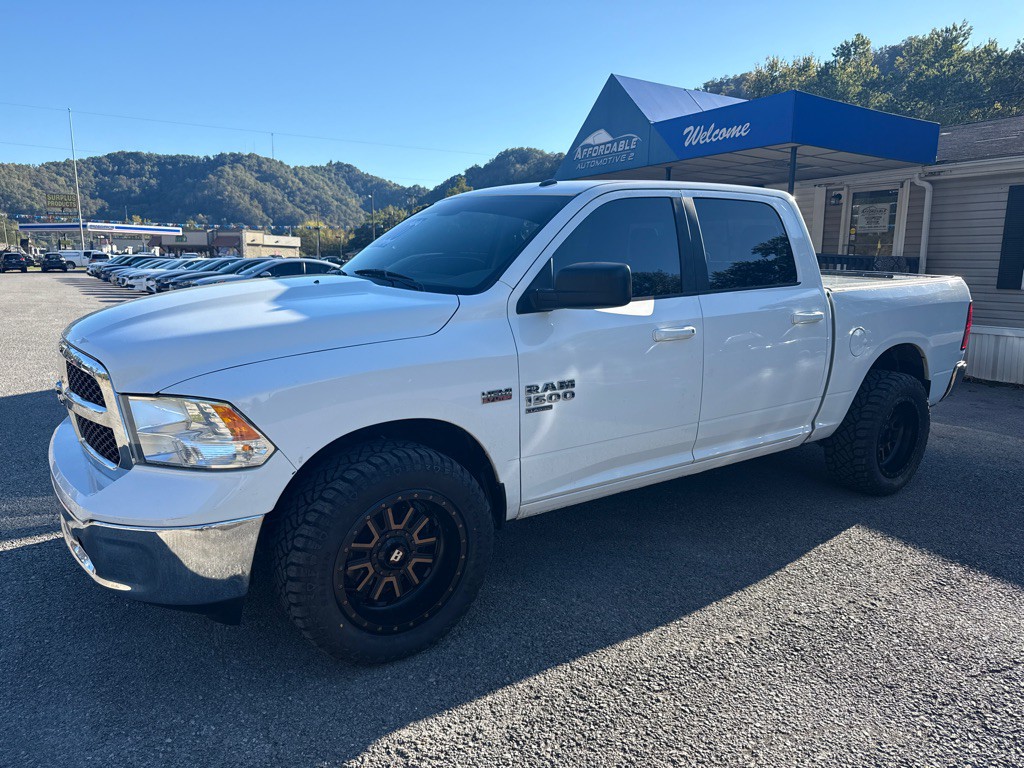 2019 RAM 1500 Image 3