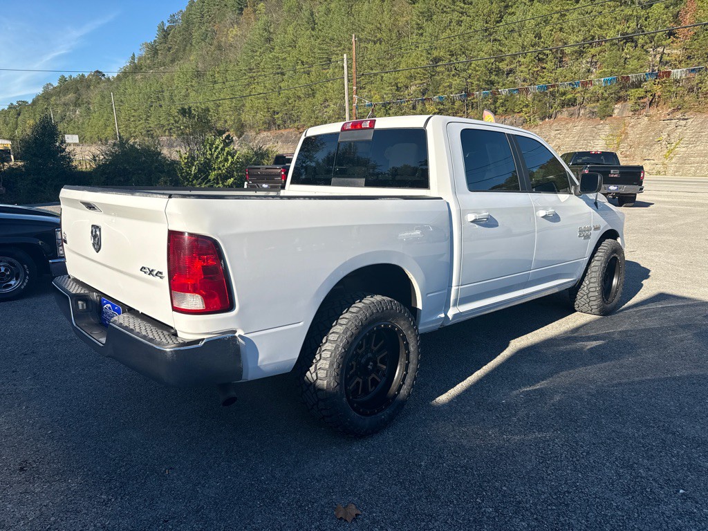 2019 RAM 1500 Image 12