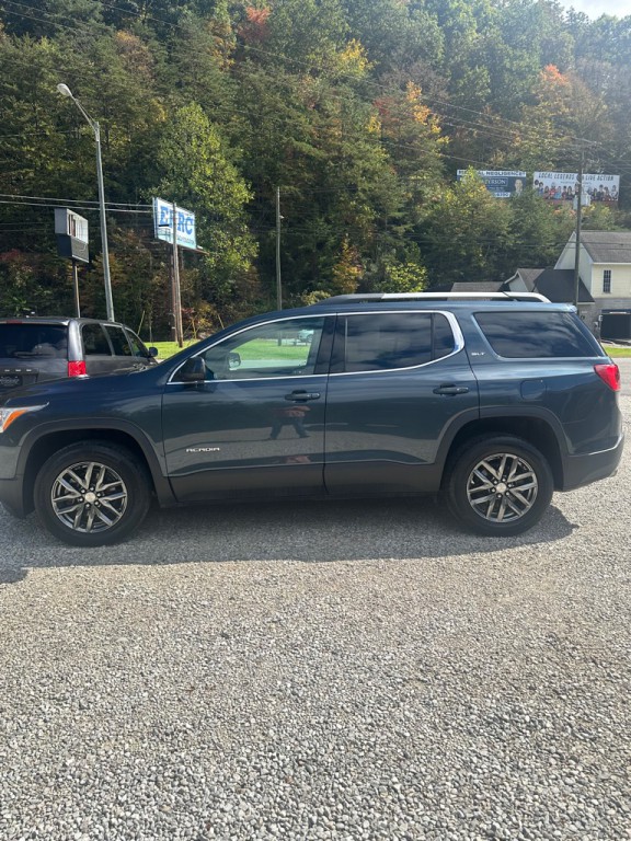 2019 GMC Acadia Image 3