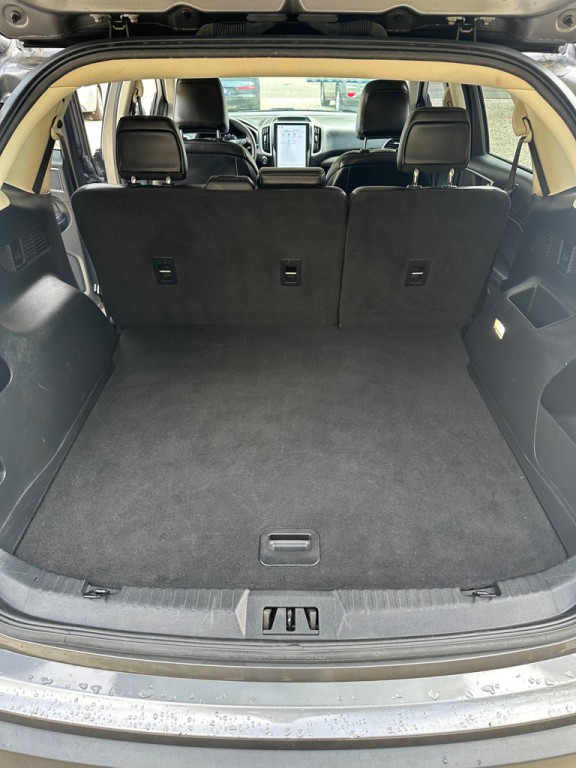 2022 Ford Edge Image 9