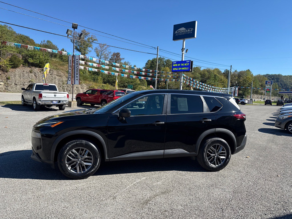 2022 Nissan Rogue Image 4