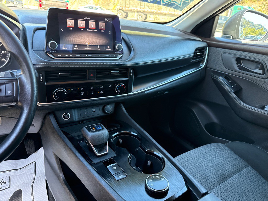 2022 Nissan Rogue Image 7