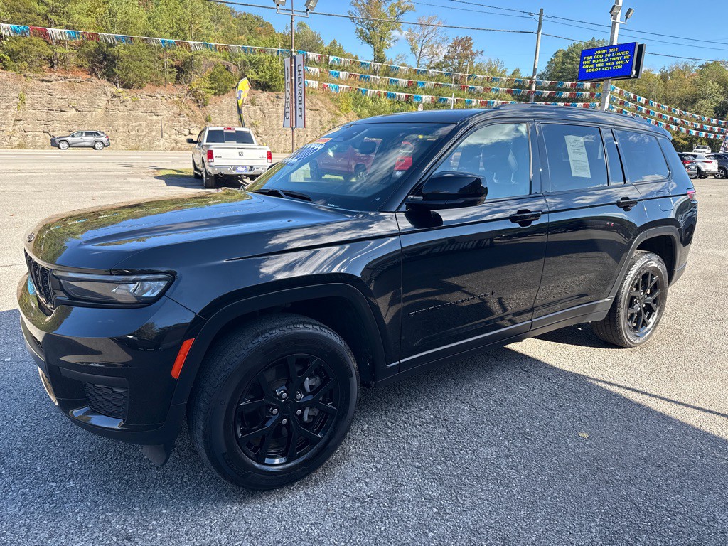 2024 Jeep Grand Cherokee Image 3