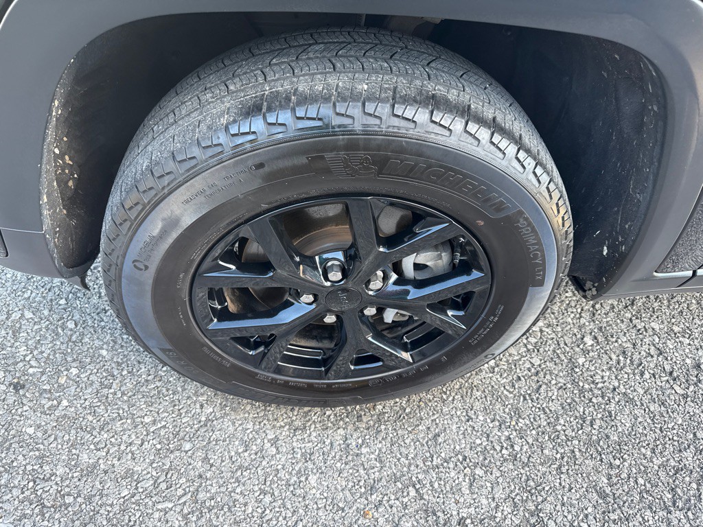 2024 Jeep Grand Cherokee Image 11
