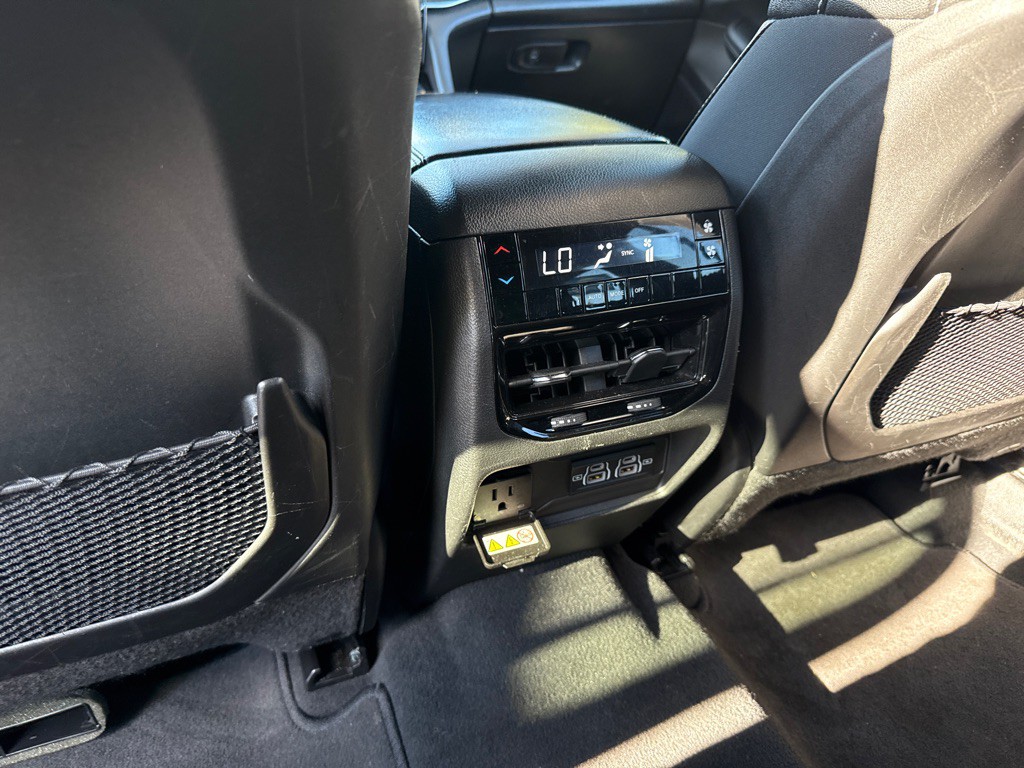 2024 Jeep Grand Cherokee Image 13
