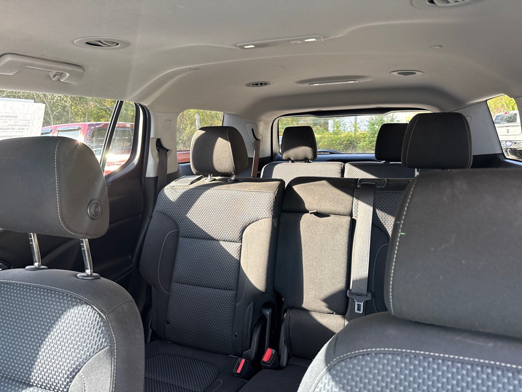 2020 GMC Acadia Image 8