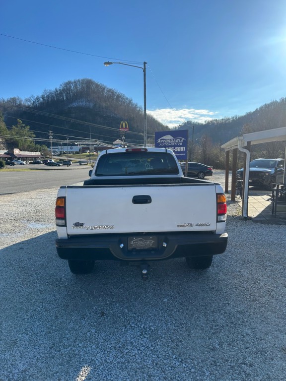 2003 Toyota Tundra Image 8