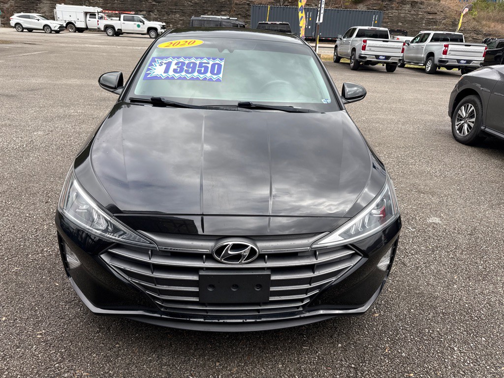 2020 Hyundai Elantra Image 2