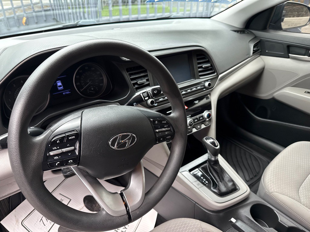 2020 Hyundai Elantra Image 5