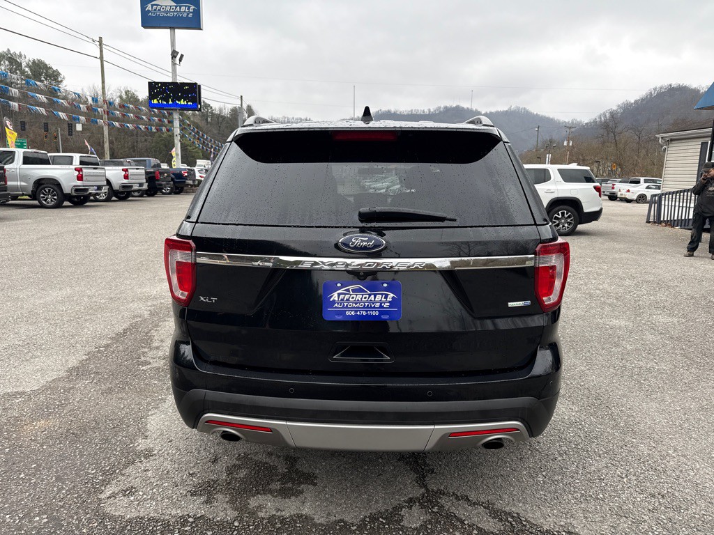 2016 Ford Explorer Image 12
