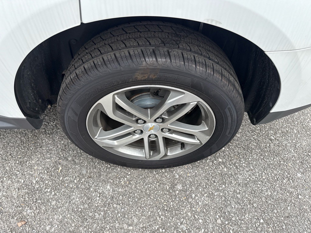 2016 Chevrolet Equinox Image 9