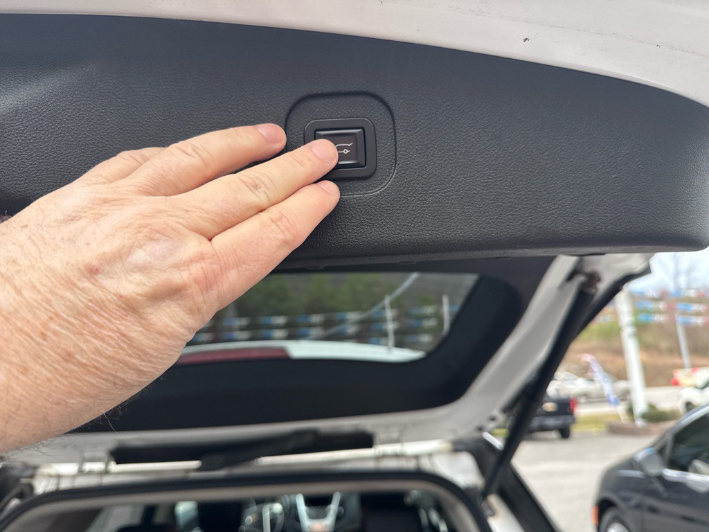 2016 Chevrolet Equinox Image 12