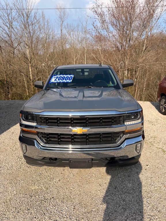 2017 Chevrolet Silverado 1500 Image 2