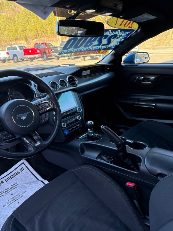 2017 Ford Mustang Image 3