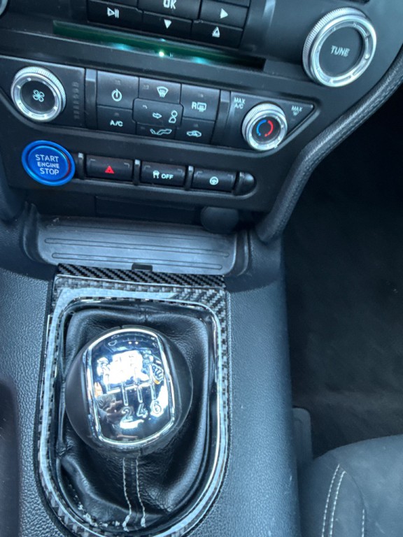 2017 Ford Mustang Image 4