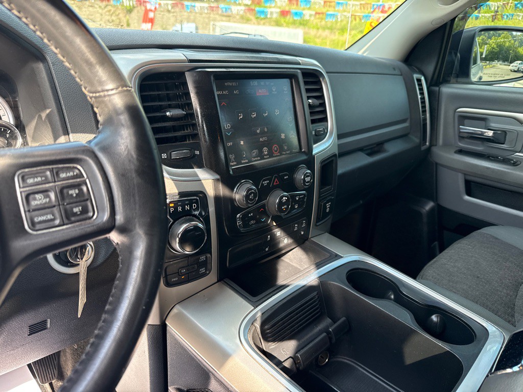 2016 RAM 1500 Image 6