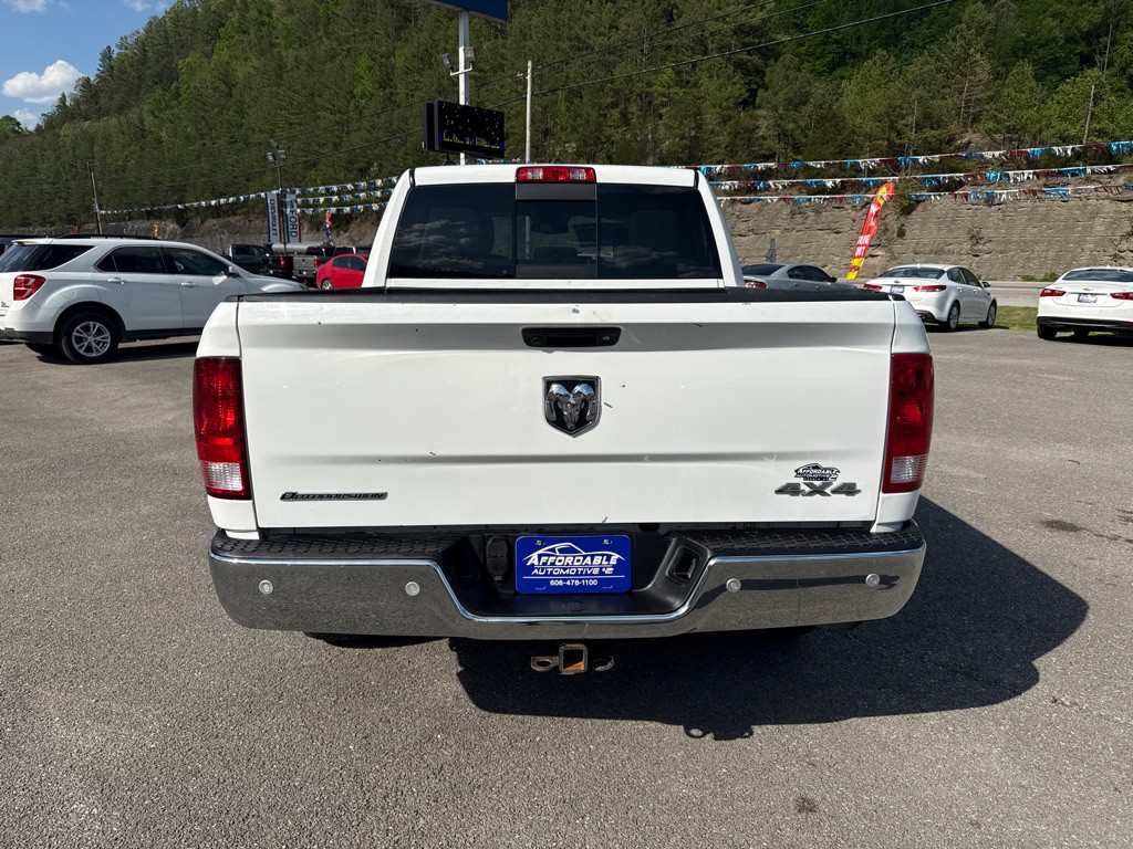 2016 RAM 1500 Image 11