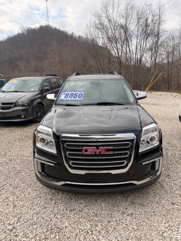 2017 GMC Terrain Image 2