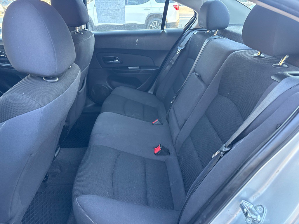 2016 Chevrolet Cruze Image 8