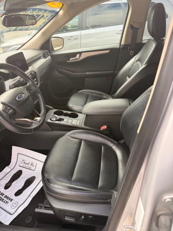 2020 Ford Escape Image 5