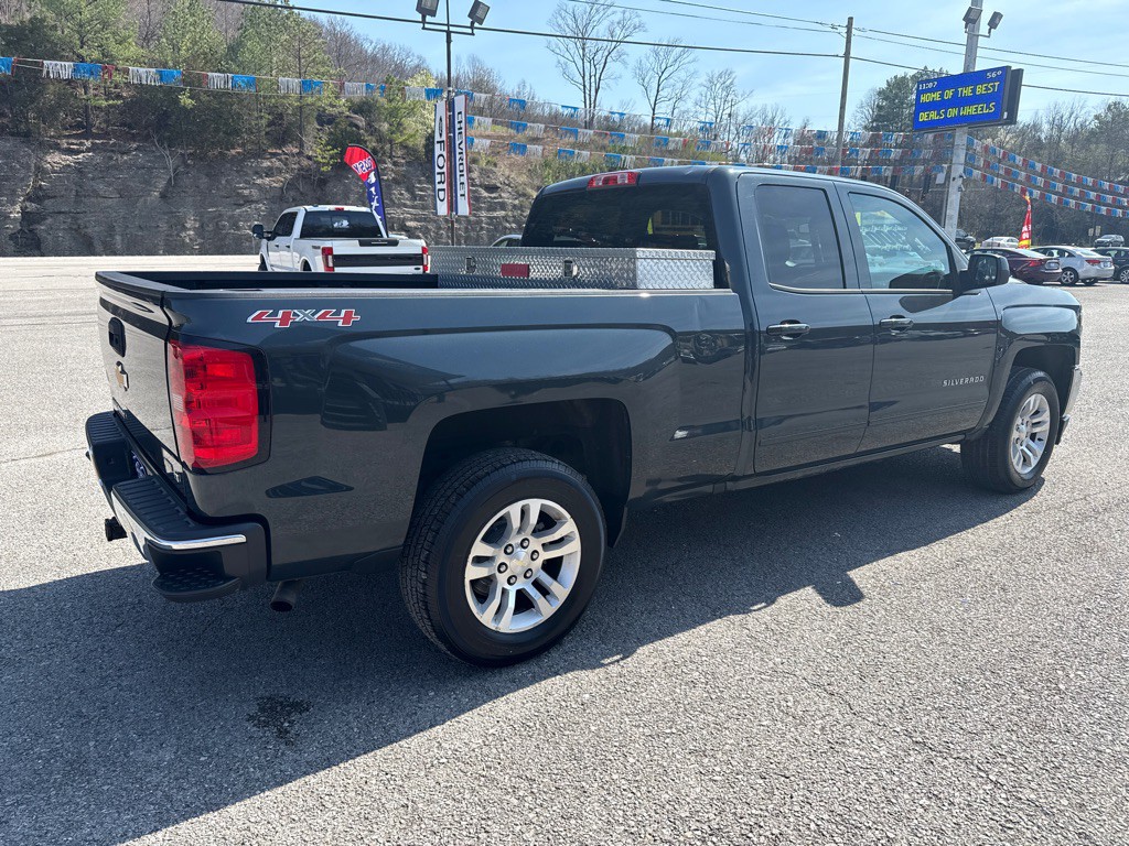 2017 Chevrolet Silverado 1500 Image 12