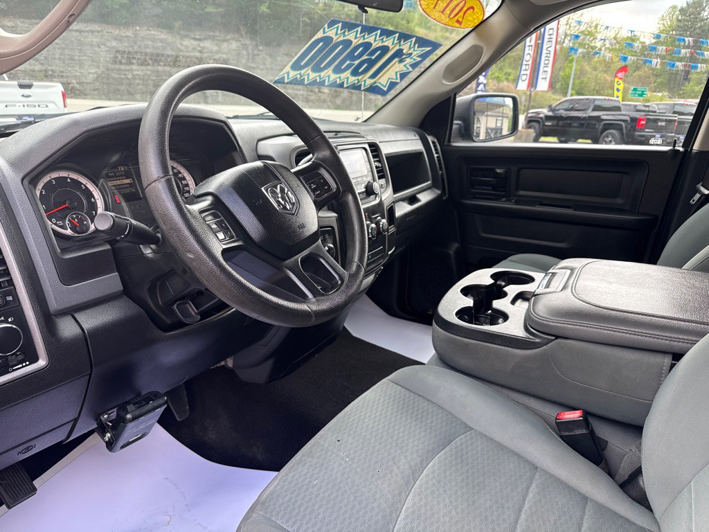 2017 RAM 1500 Image 5