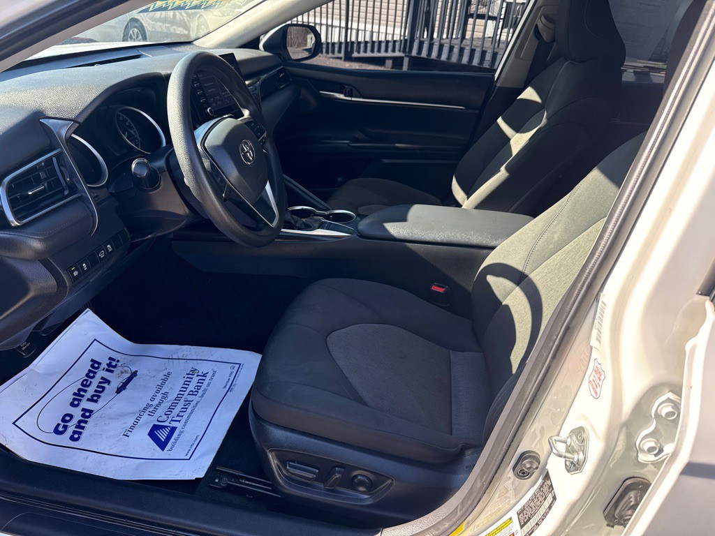 2023 Toyota Camry Image 4