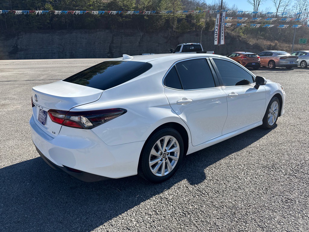 2023 Toyota Camry Image 9