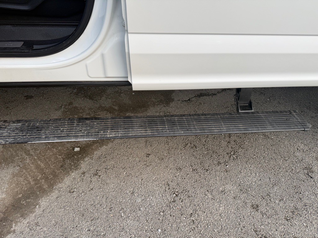 2021 Ford F-250 Image 6