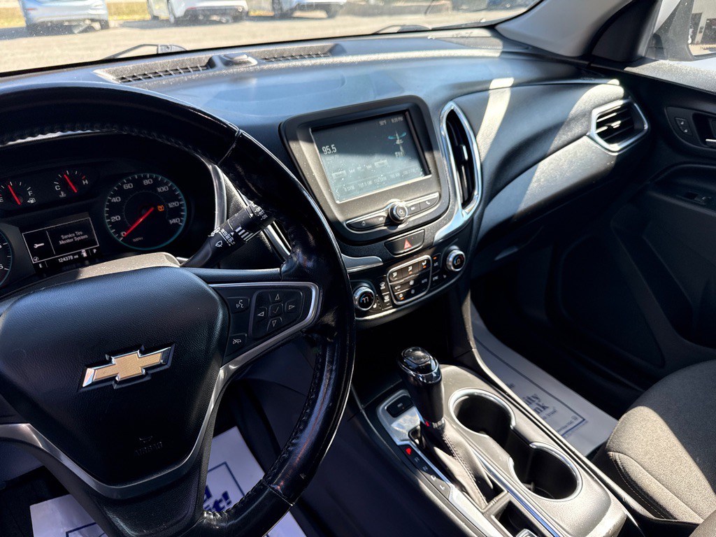 2018 Chevrolet Equinox Image 6