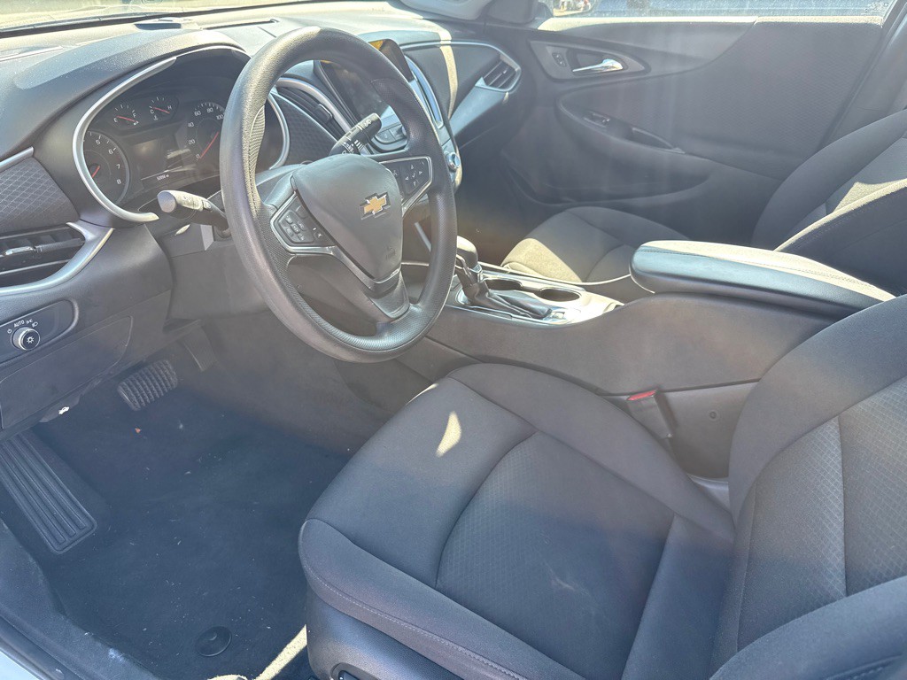 2023 Chevrolet Malibu Image 5