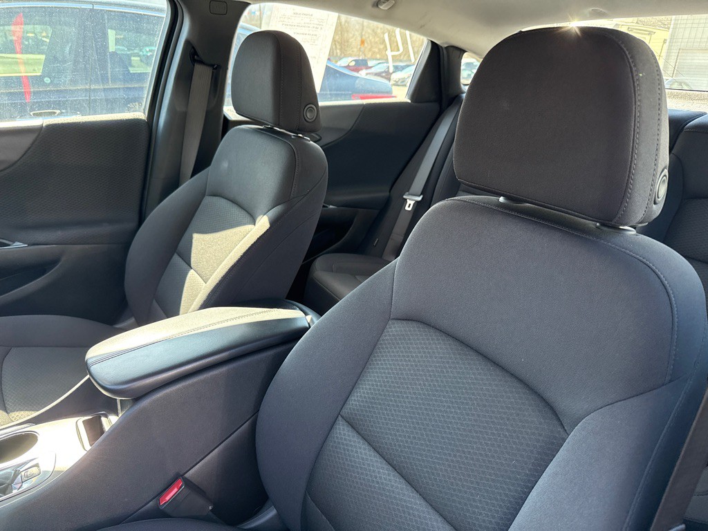 2023 Chevrolet Malibu Image 8