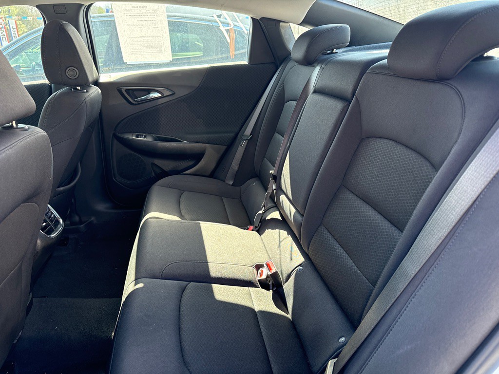 2023 Chevrolet Malibu Image 9