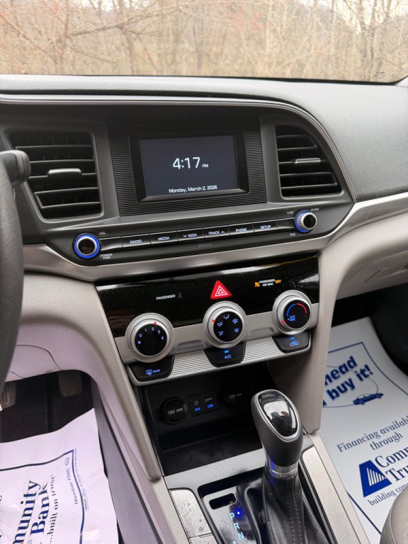 2019 Hyundai Elantra Image 6
