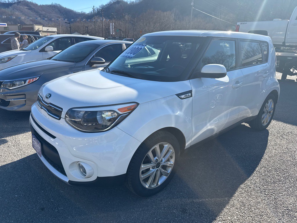 2017 Kia Soul Image 3