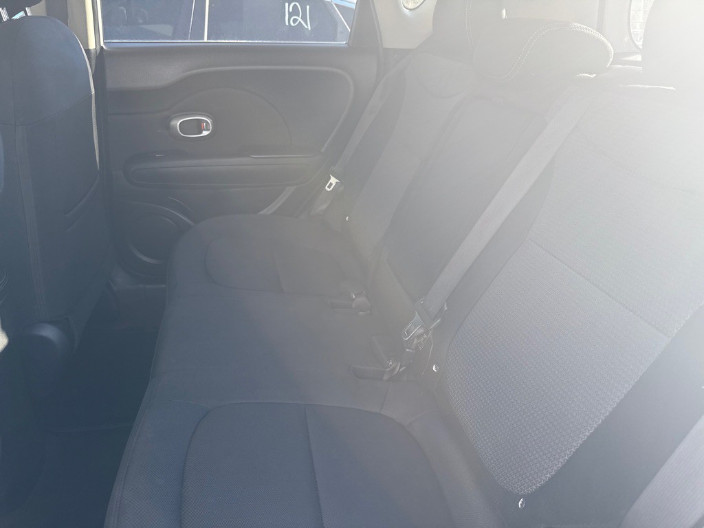 2017 Kia Soul Image 6